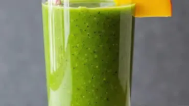 Vegan Mango Kale Smoothie in a Glass